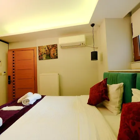 Taksim Celebi Apartahotel Estambul