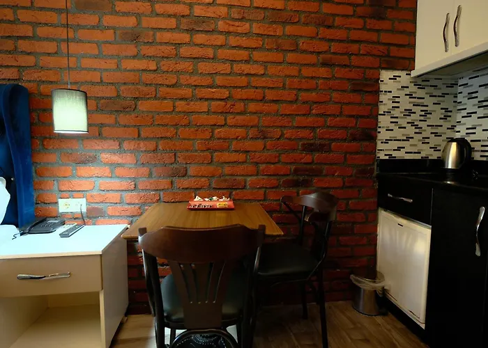 Taksim Celebi Aparthotel 4*