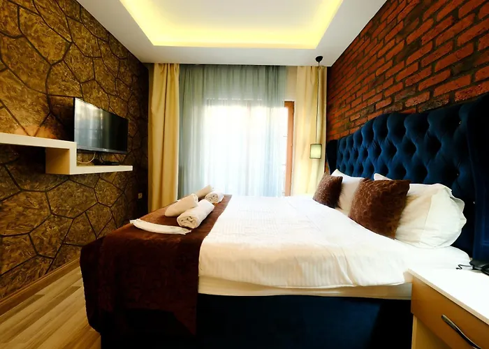 Taksim Celebi Aparthotel 4*