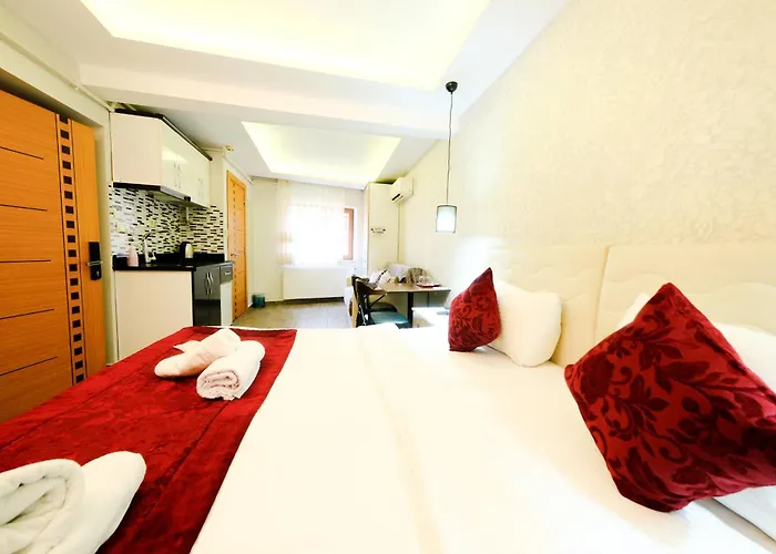 Taksim Celebi Aparthotel 4*