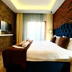Taksim Celebi Aparthotel 4*