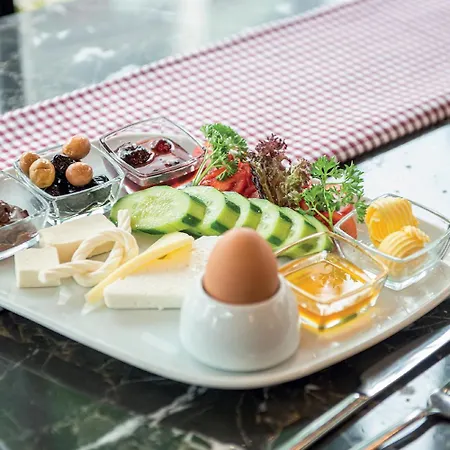 Taksim Celebi *